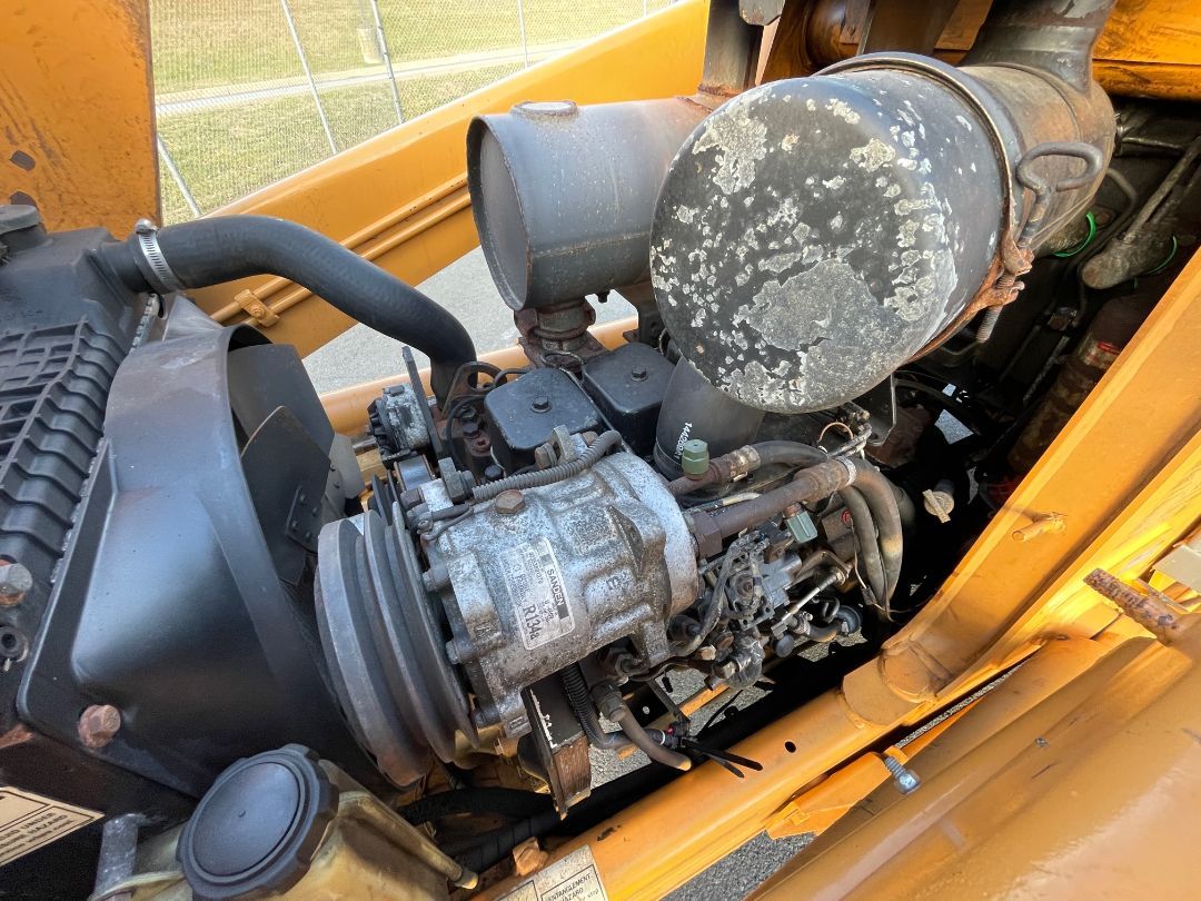 2003 CASE 570M XT - Image 17